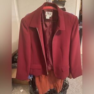 Style & Co. Burgandy Blazer. Zipper front so stylish. With pockets. Sharp